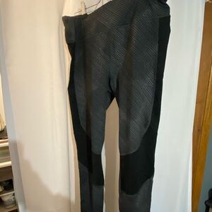 Mizuno Performance Patterned Black and Grey Leggings